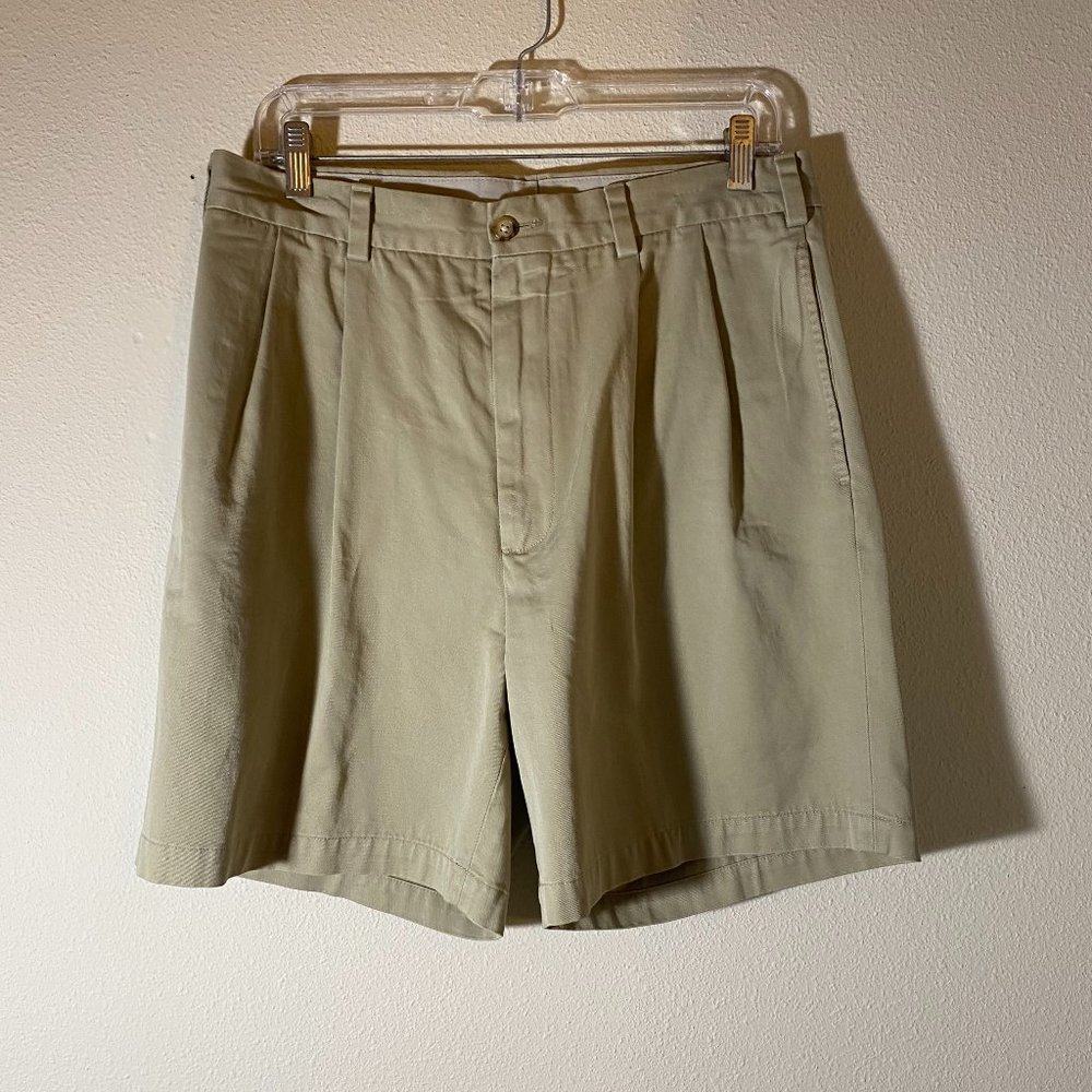 DANIEL CREMIEUX MENS 100% COTTON CASUAL SHORTS 32"W KHAKI  PLEATED FRONT